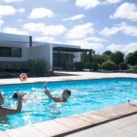 Heated & Shared Pool Villa Matriana 36A, North Shore Villas Lajares Exterior foto
